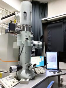 Cryo-transmission electron microscope JEM-2100F